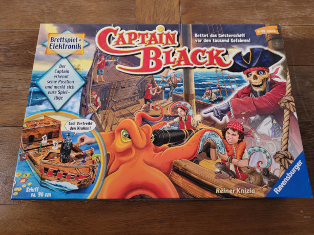 Das Cover von "Captain Black".