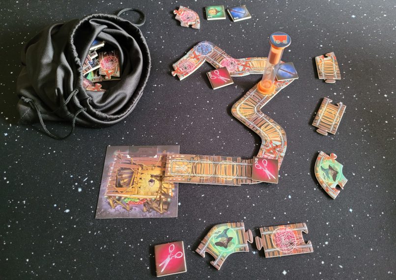 Der Spielaufbau von "Goblin Coaster".