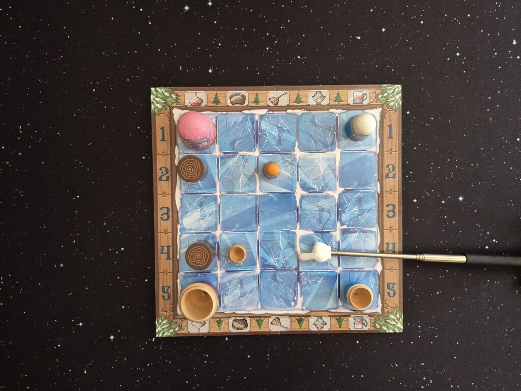 Spielmaterial in veränderter Anordnung.