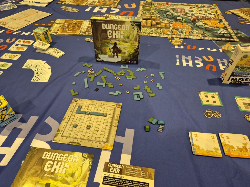 Spielmaterail von "Dungeon Exit" bei der SPIEL 2025.