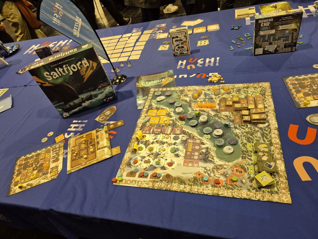 Spielmaterial von "Saltfjord".