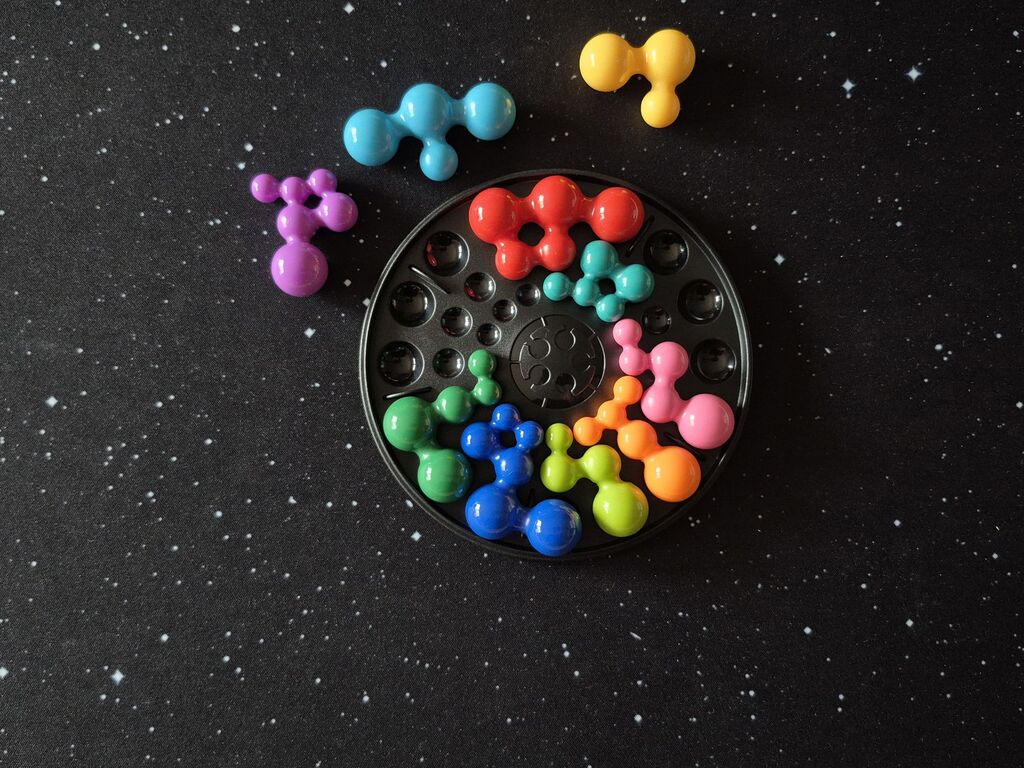 Spielmaterial von !IQ Circle".