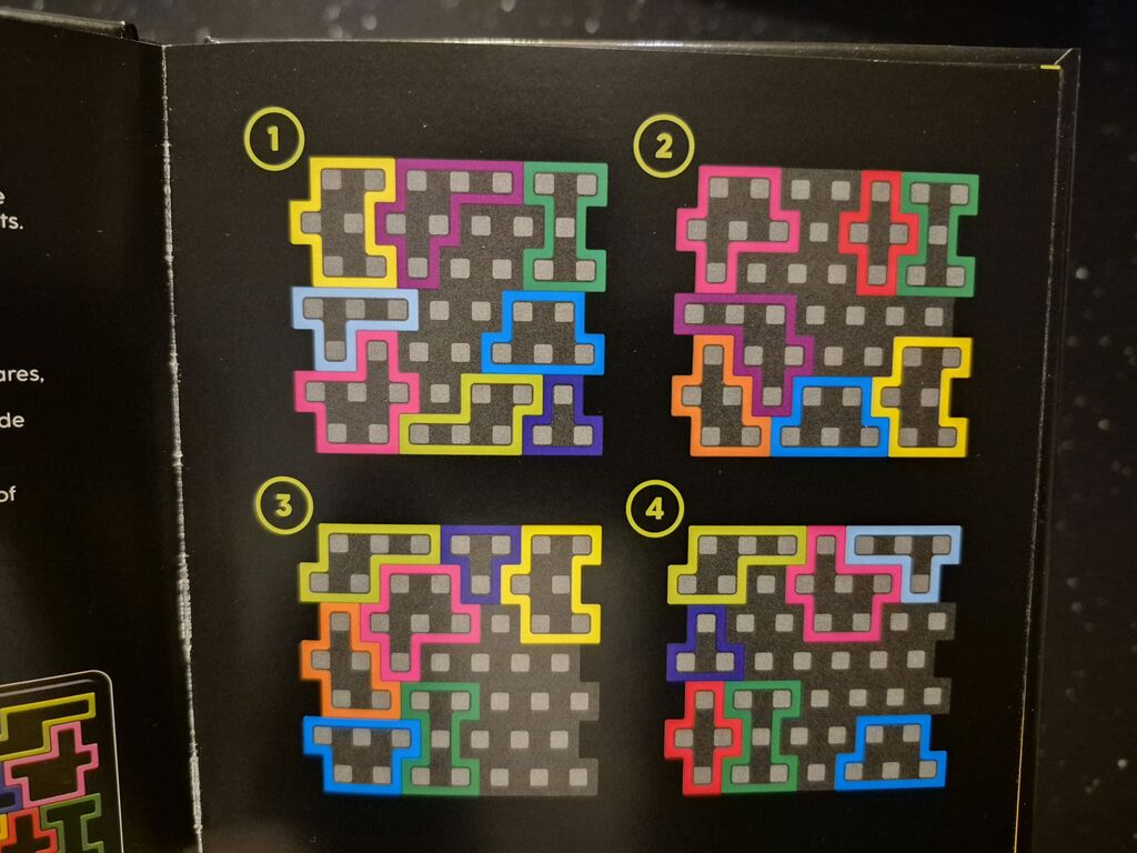 Eine Seite aus dem Aufgabenbuch von "IQ Square".