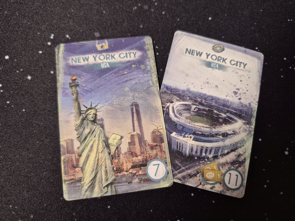 Zwei Karten aus "Groundhopper".