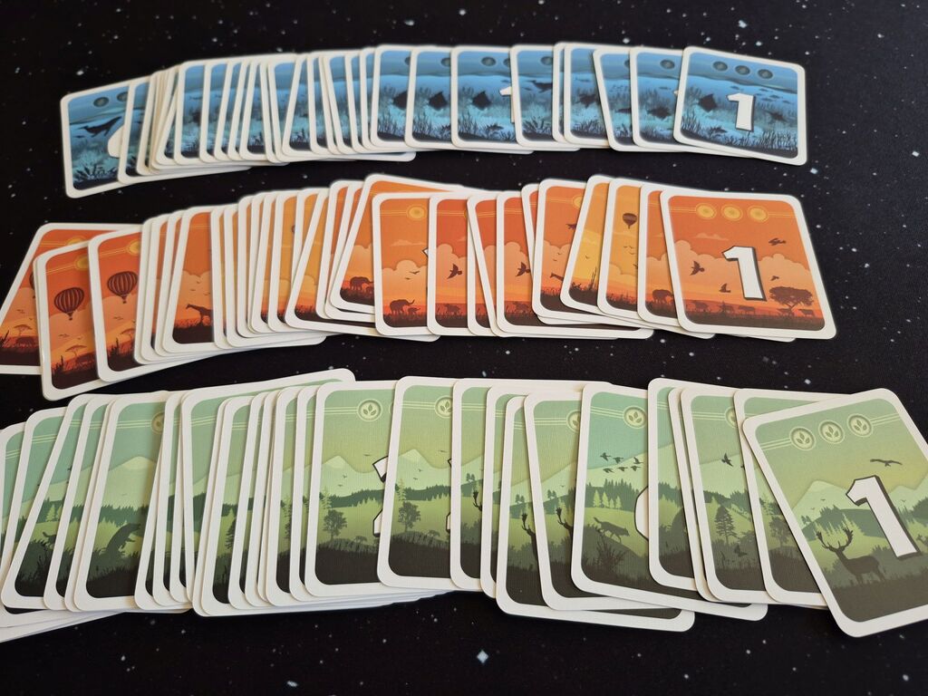 Drei Reihen Karten aus "Verso".