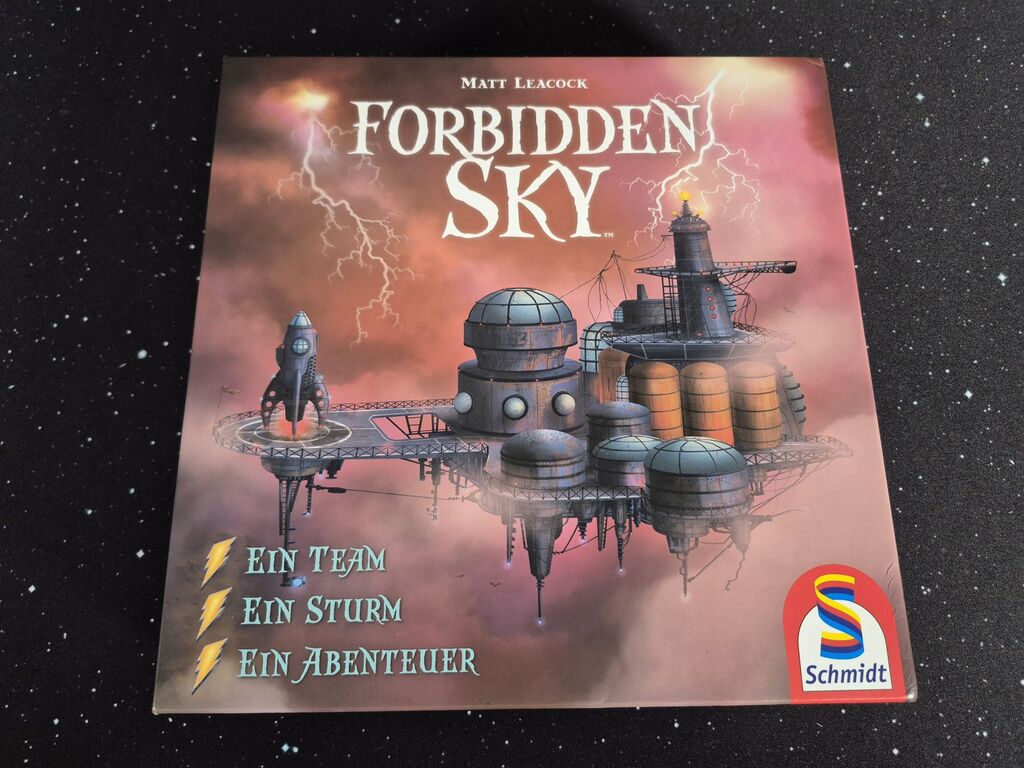 Das Cover von "Forbidden Sky".
