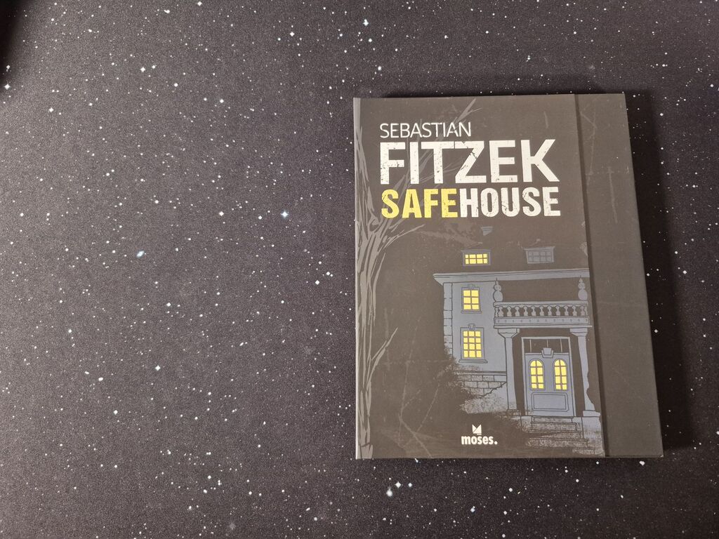 Der zusammengeklappte Spielplan von "Safehouse".