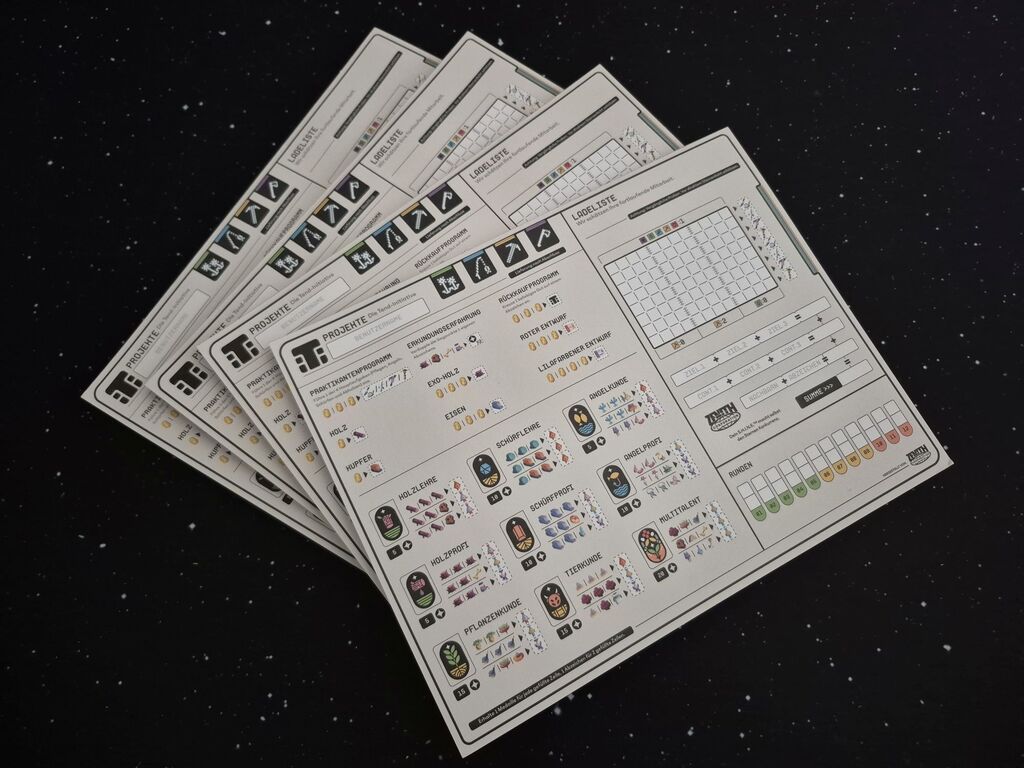 Spielblöcke mit Symbolen, Text und Feldern.