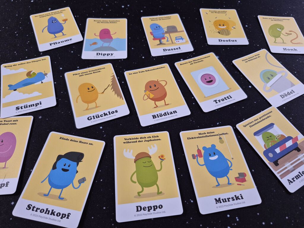 Karten mit Bild und Text aus "Dumb Ways to Die".