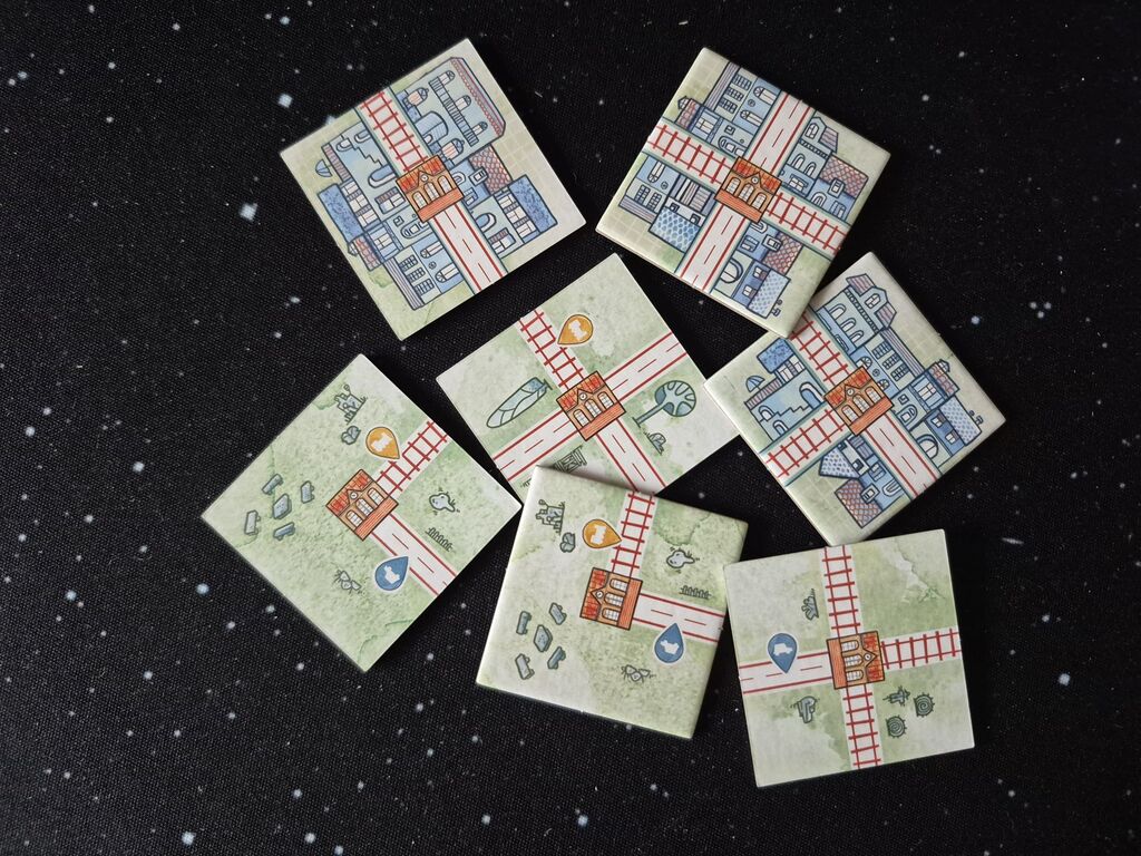 Plättchen mit Symbolen.