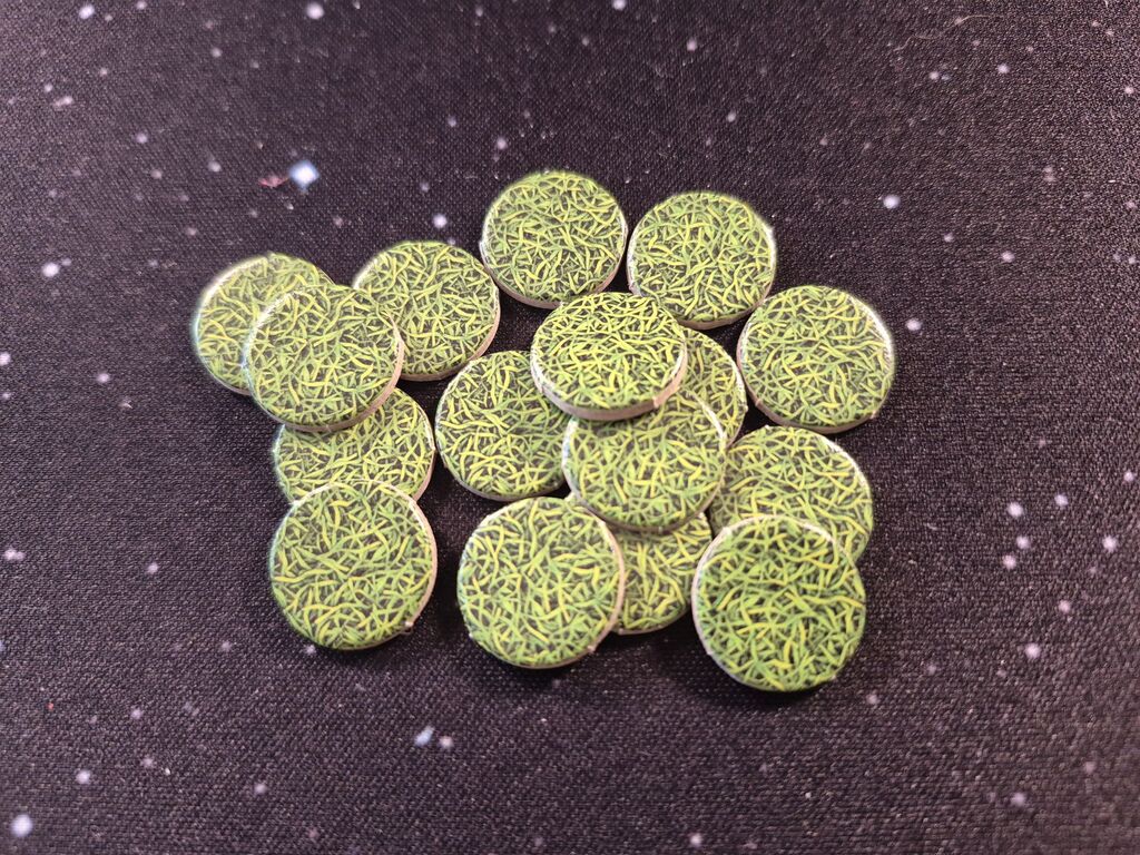 Runde Marker mit Gras.