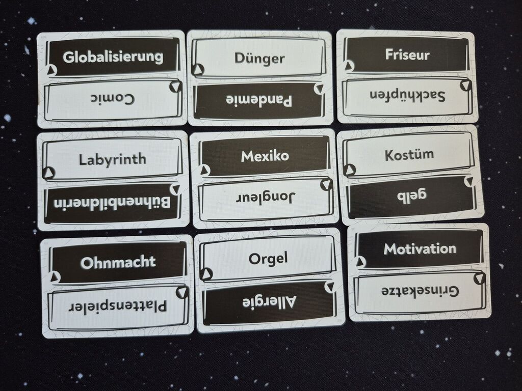 Karten mit Worten.