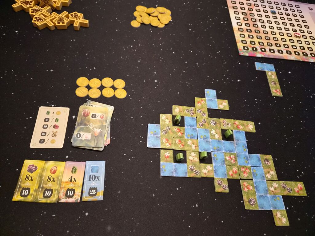 Spielmaterial von "Frosted Blooms".