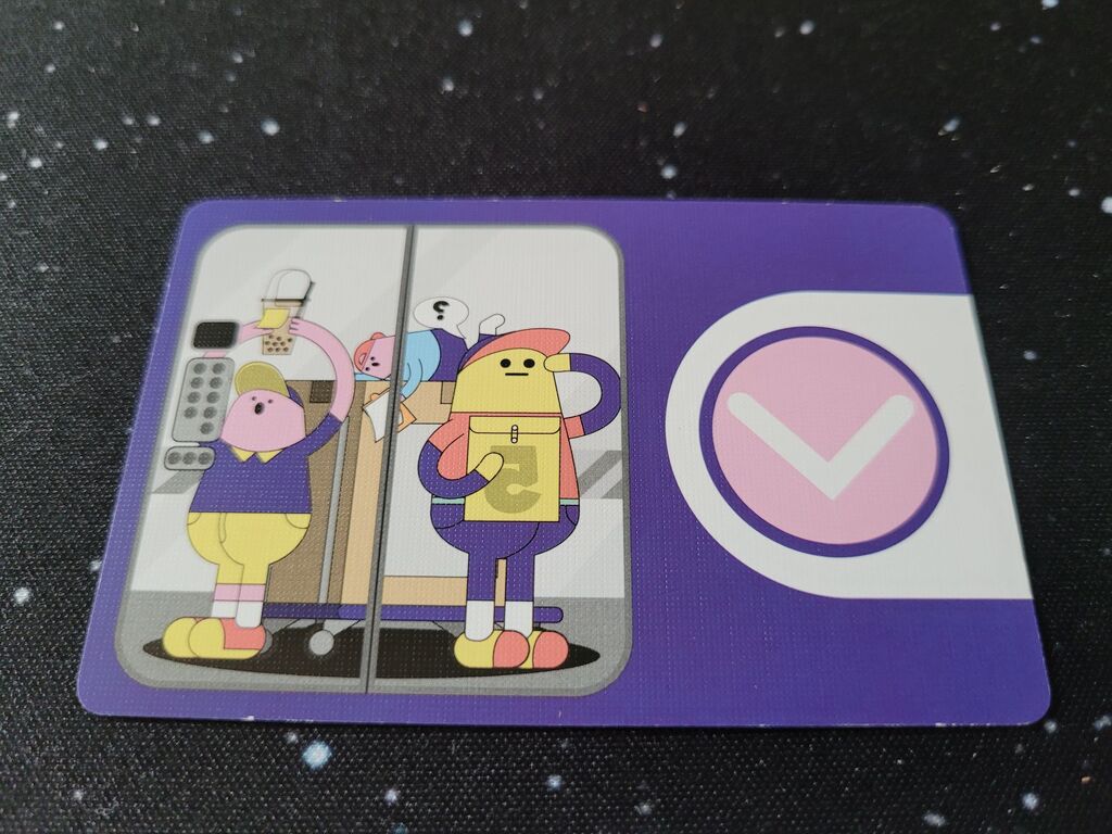 Karte mit Illustration und Pfeil nach unten.