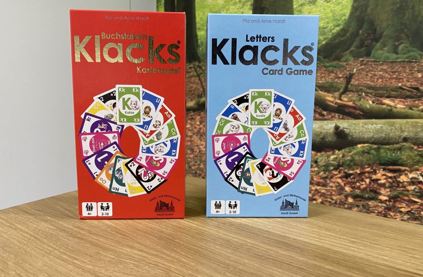 Die Cover von "Buchstaben Klacks" und "Letter Klacks".