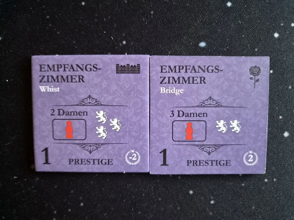 Vorder- und Rückseite eines Plättchens.