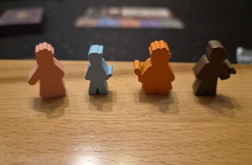 Vier unterschiedliche Spielfiguren.