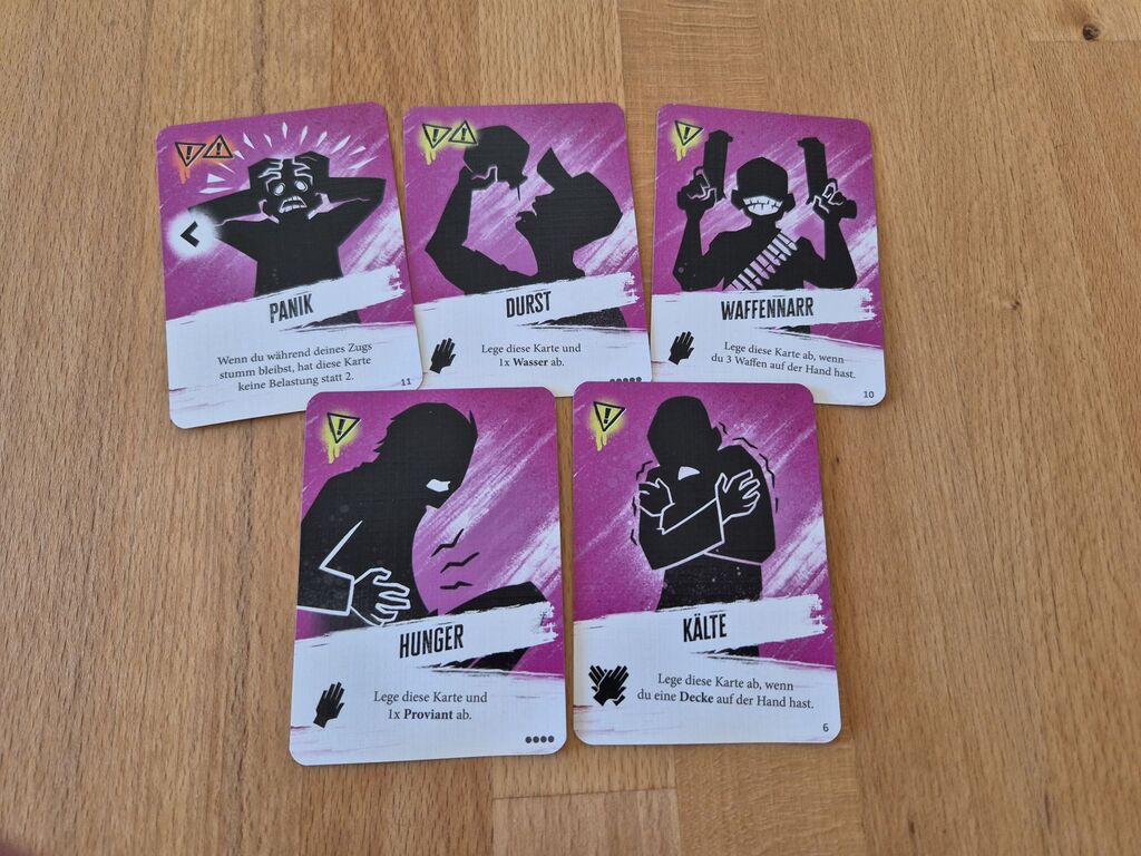 Karten mit Text und Illustration aus "Staying Alive".