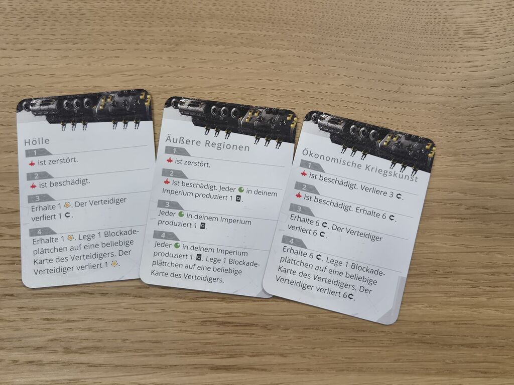 Karten mit Text aus "Alien Artefacts".