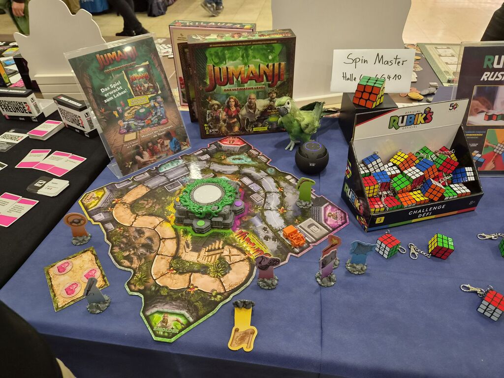 Spielmaterial bei der Neuheitenschau.