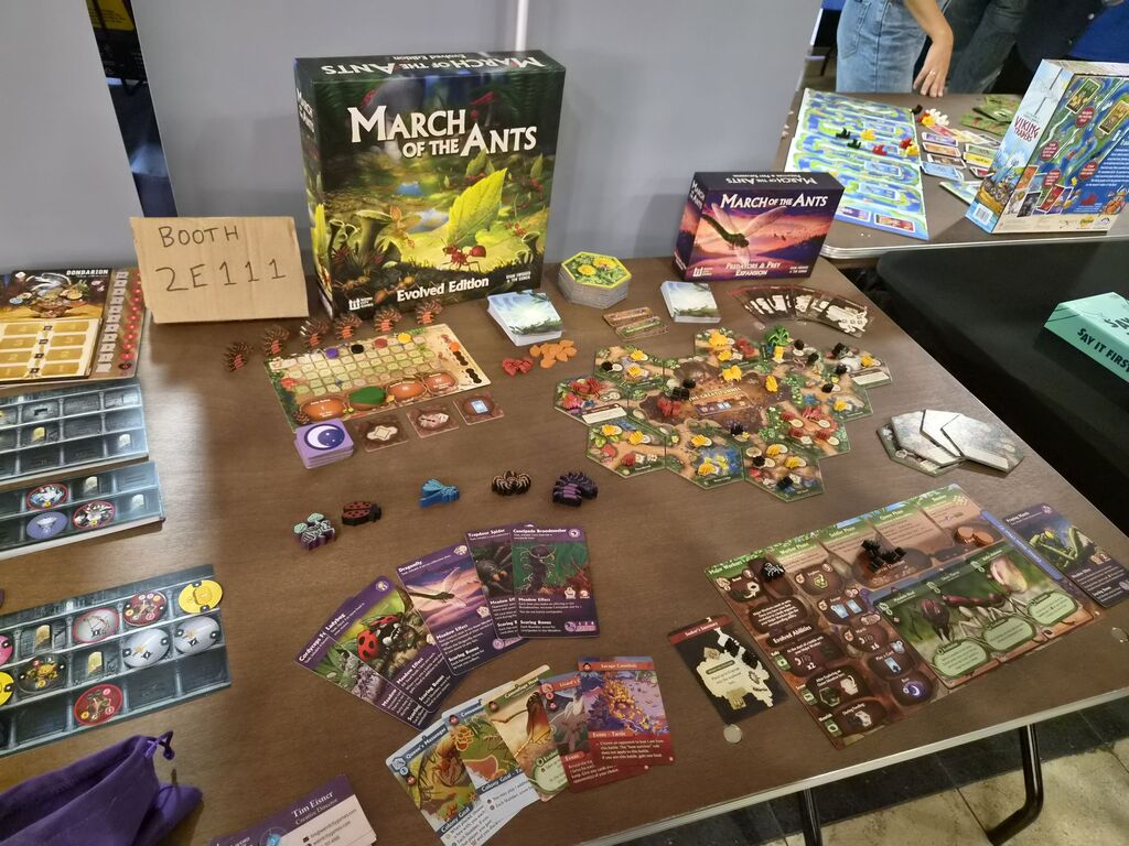 Spielmaterial bei der Neuheitenschau.