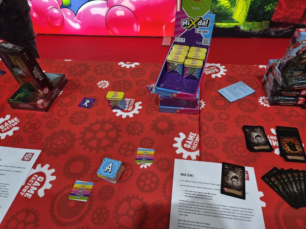 Spielmaterial bei der Neuheitenschau.