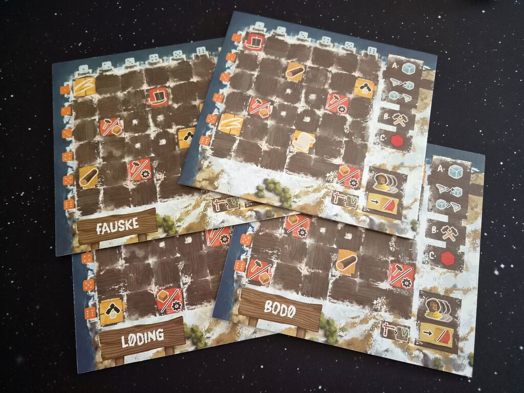 Spielpläne mit Raster und Symbolen.