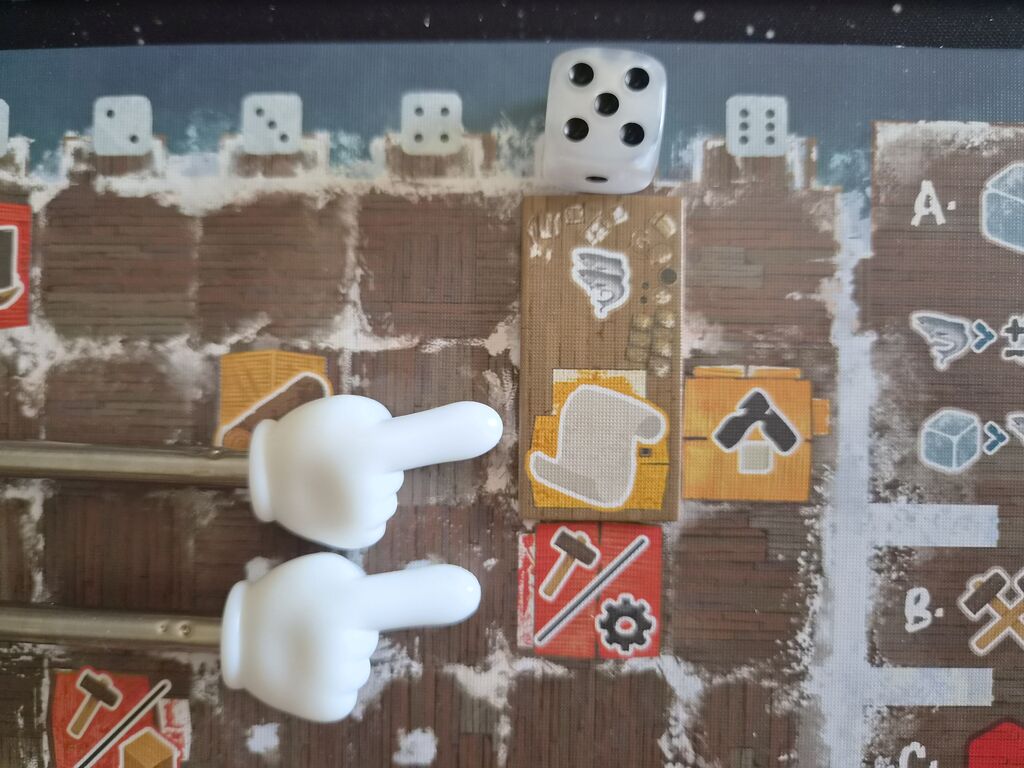 Zeiger zeigen auf Symbole in Spielplanraster.